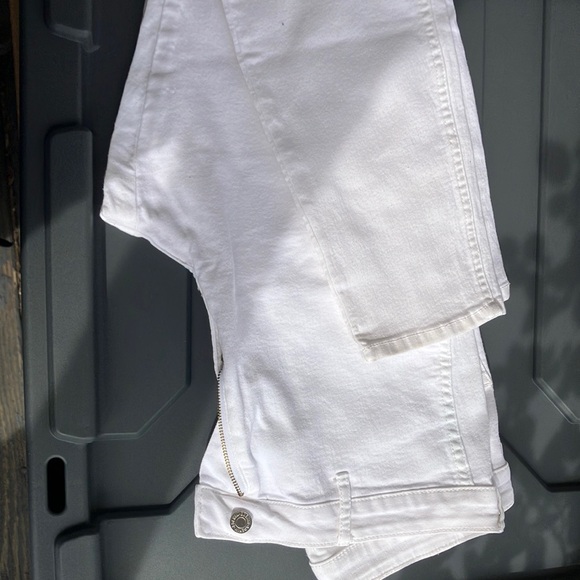 Women's White Skinny Jeans - Picture 1 of 4
